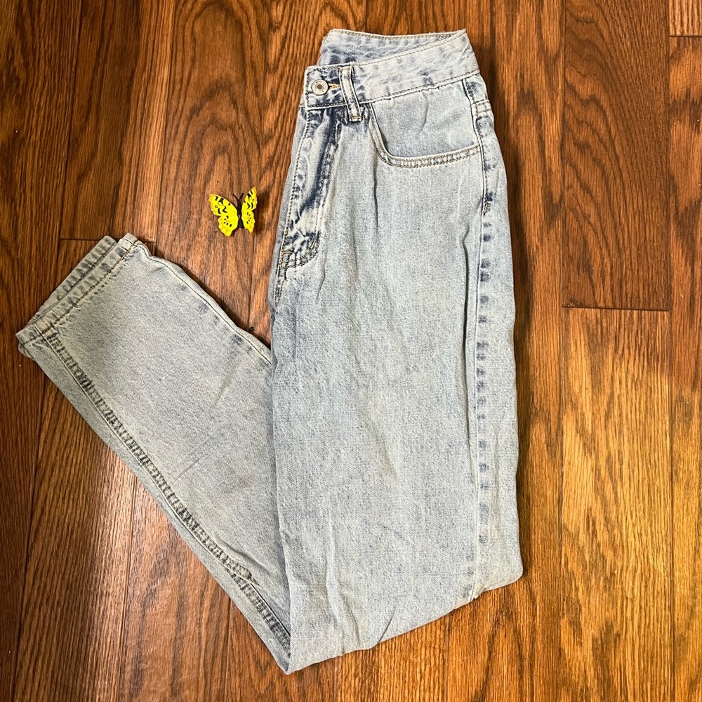 Light acid wash mom jeans.